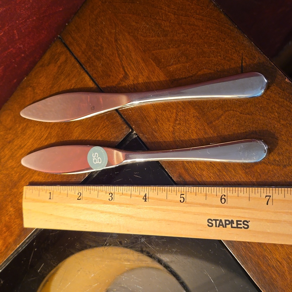 Windermere Butter Knife Set of 2 - Replacements - Gourmet Settings New Pre-owned